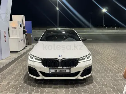 BMW 530 2022 года за 26 500 000 тг. в Шымкент – фото 3