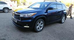Toyota Highlander 2014 года за 14 300 000 тг. в Астана – фото 2