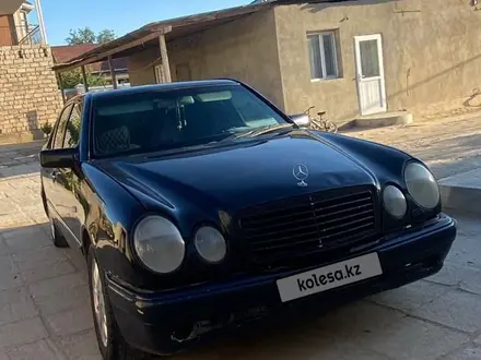 Mercedes-Benz E 280 1997 года за 1 200 000 тг. в Жанаозен