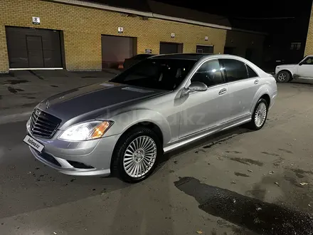 Mercedes-Benz S 350 2007 года за 7 000 000 тг. в Усть-Каменогорск