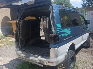 Mitsubishi Delica
