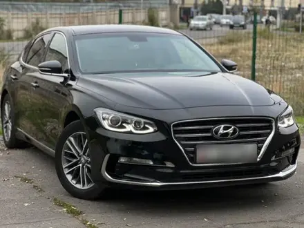 Hyundai Grandeur 2017 года за 10 500 000 тг. в Астана