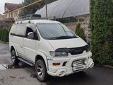 Mitsubishi Delica 2004 годаүшін6 100 000 тг. в Алматы – фото 2