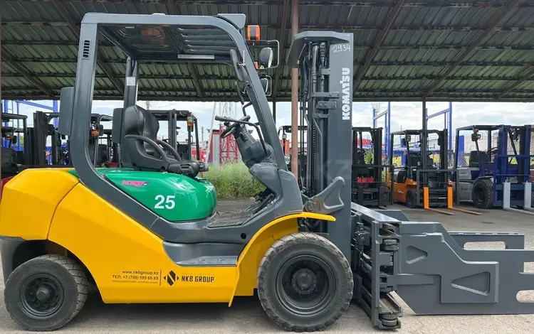 Komatsu  KOMATSU FG25T-16 2006 года за 5 922 500 тг. в Алматы
