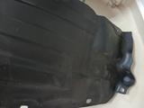 Подкрыльник передний Toyota Sienna (2003-2010 гг.) за 10 000 тг. в Астана – фото 5