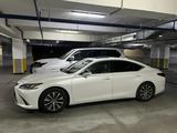 Lexus ES 250 2018 года за 17 700 000 тг. в Алматы – фото 3