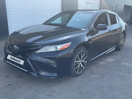 Toyota Camry 2021 года за 9 763 375 тг. в Алматы