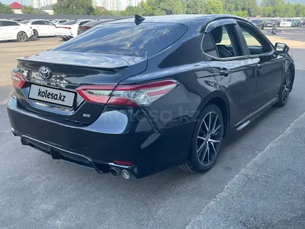 Toyota Camry 2021 года за 9 763 375 тг. в Алматы – фото 5