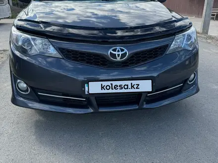 Toyota Camry 2013 года за 7 500 000 тг. в Атырау