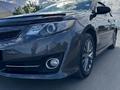 Toyota Camry 2013 года за 7 500 000 тг. в Атырау – фото 2