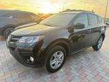 Toyota RAV4 2015 годаүшін7 190 000 тг. в Актау – фото 3