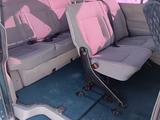 Volkswagen Caravelle 1997 года за 5 300 000 тг. в Сарань – фото 3
