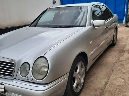 Mercedes-Benz E 280 1997 года за 2 399 999 тг. в Кызылорда – фото 3