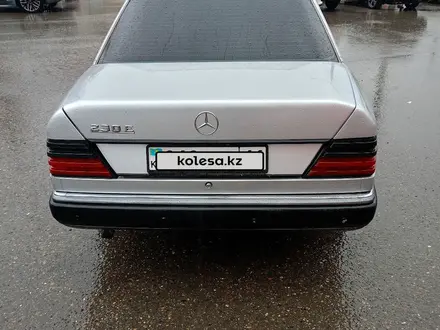 Mercedes-Benz E 230 1992 года за 1 450 000 тг. в Усть-Каменогорск – фото 6