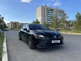 Toyota Camry 2018 года за 14 000 000 тг. в Уральск – фото 4
