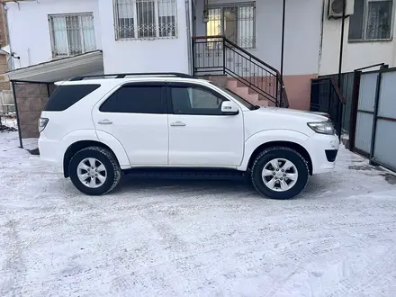 Toyota Fortuner 2015 года за 12 000 000 тг. в Атырау – фото 4