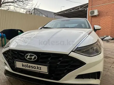 Hyundai Sonata 2020 года за 13 350 000 тг. в Атырау – фото 6