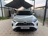 Toyota RAV4 2020 годаүшін13 000 000 тг. в Шымкент – фото 2