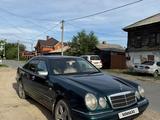 Mercedes-Benz E 230 1996 года за 3 500 000 тг. в Семей