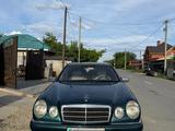 Mercedes-Benz E 230 1996 годаүшін3 500 000 тг. в Семей – фото 2