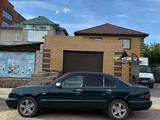 Mercedes-Benz E 230 1996 годаүшін3 500 000 тг. в Семей – фото 4