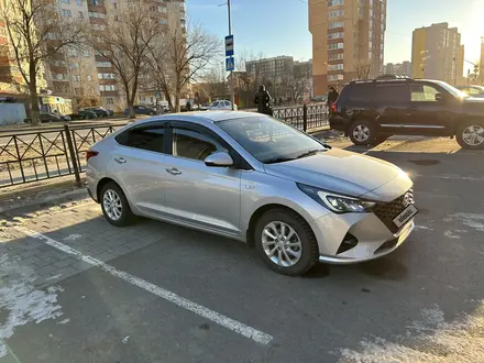 Hyundai Accent 2021 года за 8 700 000 тг. в Астана – фото 2