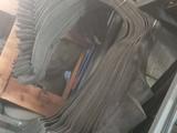 Подкрыльники передние на Mercedes W124 за 15 000 тг. в Алматы
