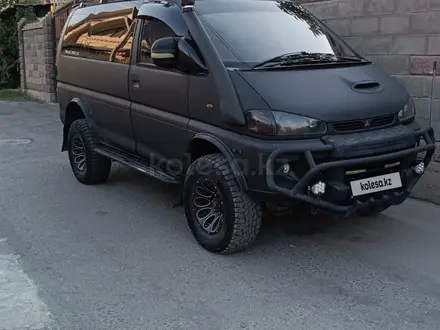 Mitsubishi Delica 1994 года за 7 000 000 тг. в Алматы