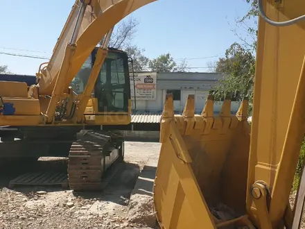 Экскаватора Komatsu pc400lc, ковш 3 куба в Тараз