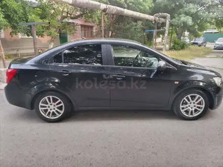 Chevrolet Aveo 2013 года за 2 750 000 тг. в Шымкент – фото 14