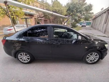 Chevrolet Aveo 2013 года за 2 750 000 тг. в Шымкент – фото 8