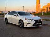 Lexus ES 300h 2017 года за 13 800 000 тг. в Астана