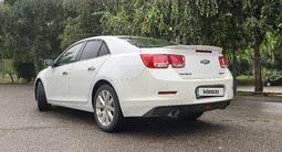 Chevrolet Malibu 2014 года за 5 520 000 тг. в Алматы – фото 2