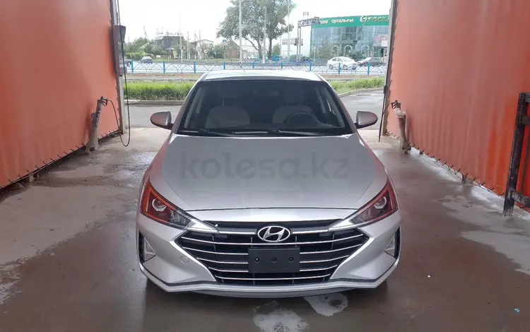 Hyundai Elantra 2018 года за 5 200 000 тг. в Уральск