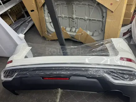 ЗАДНИЙ БАМПЕР В СБОРЕ ХАВАЛ М6 HAVAL M6 за 10 000 тг. в Алматы – фото 2