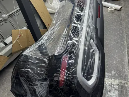 ЗАДНИЙ БАМПЕР В СБОРЕ ХАВАЛ М6 HAVAL M6 за 10 000 тг. в Алматы – фото 4