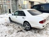 Mercedes-Benz E 230 1996 годаfor1 500 000 тг. в Астана