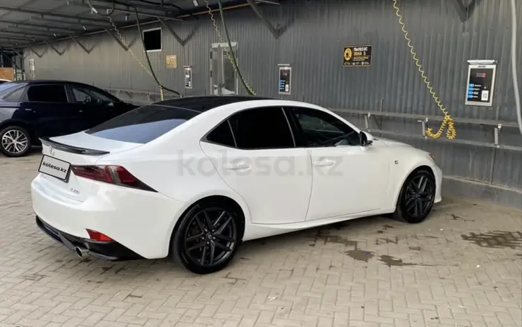 Lexus IS 250 2014 года за 9 500 000 тг. в Атырау