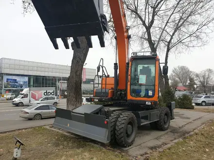 Doosan  DX140W 0,64 куб гидролиния 2024 года в Тараз