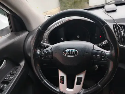 Kia Sportage 2014 года за 6 000 000 тг. в Актобе – фото 2