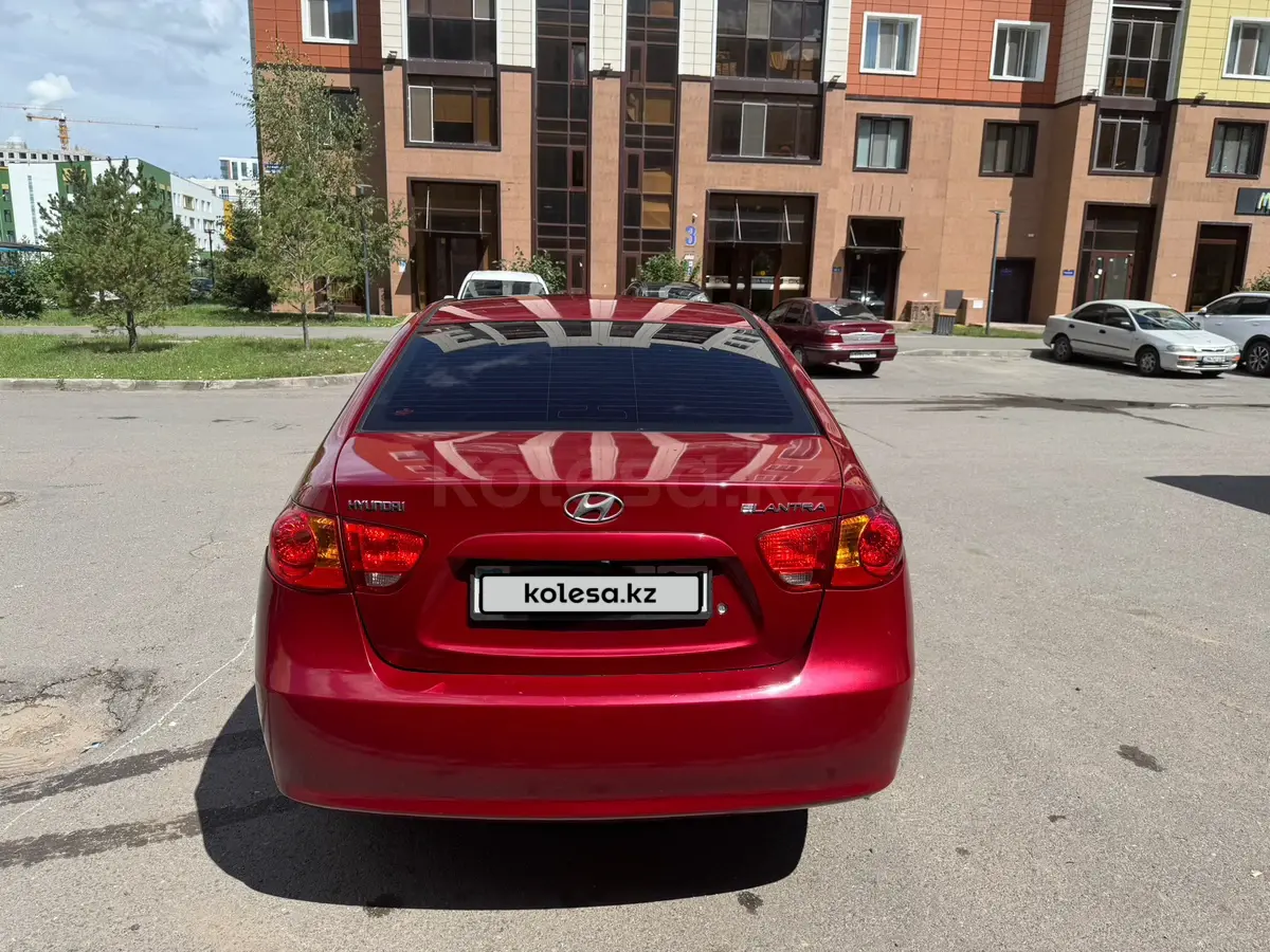 Hyundai Elantra, 2008