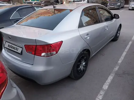 Kia Cerato 2011 года за 4 000 000 тг. в Астана – фото 2