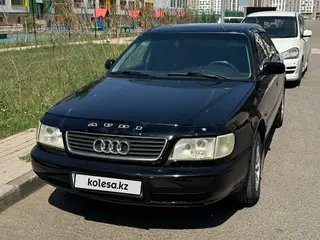 Audi 100
