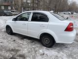 Chevrolet Aveo 2013 года за 2 900 000 тг. в Караганда – фото 2