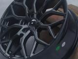 Диски Vossen HF2 с комплектом летней резины Bridgestone 235/45/18 за 350 000 тг. в Астана