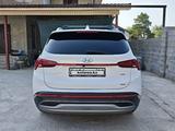 Hyundai Santa Fe 2021 года за 14 200 000 тг. в Алматы – фото 5