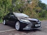 Toyota Camry 2019 года за 14 000 000 тг. в Караганда – фото 2