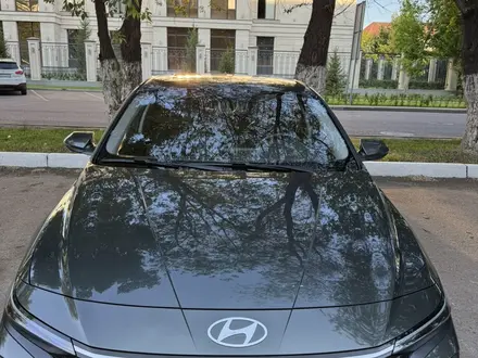 Hyundai Elantra 2024 года за 8 100 000 тг. в Караганда – фото 4