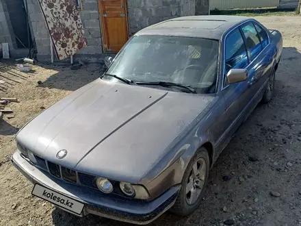 BMW 525 1989 года за 1 500 000 тг. в Семей