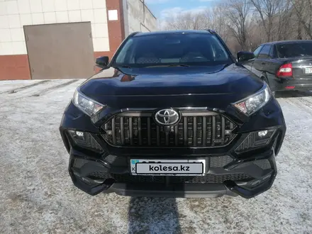 Toyota RAV4 2021 года за 18 500 000 тг. в Павлодар – фото 3